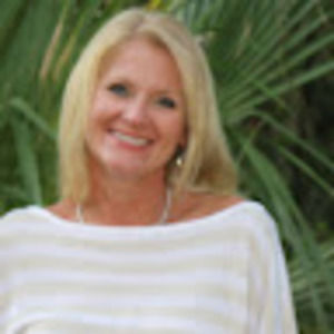 Meet your Posher, Elisa